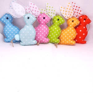 Pöttyös filc húsvéti nyuszik. - otthon & életmód - dekoráció - fali és függő dekoráció - függődísz - Meska.hu