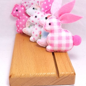 Rózsaszín filc mini húsvéti nyuszik. - otthon & életmód - dekoráció - fali és függő dekoráció - függődísz - Meska.hu