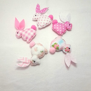 Rózsaszín filc mini húsvéti nyuszik. - otthon & életmód - dekoráció - fali és függő dekoráció - függődísz - Meska.hu