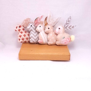 Beige filc mini húsvéti nyuszik., Otthon & Életmód, Dekoráció, Fali és függő dekoráció, Függődísz, Varrás, MESKA