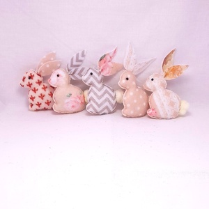 Beige filc mini húsvéti nyuszik. - otthon & életmód - dekoráció - fali és függő dekoráció - függődísz - Meska.hu