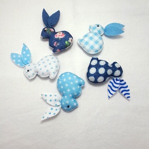 Kék filc mini húsvéti nyuszik. - Meska.hu