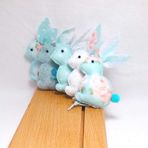 Menta filc mini húsvéti nyuszik. - ünnepi díszek, dekorációk - húsvéti díszek és dekorációk - húsvéti tojásfadíszek - Meska.hu