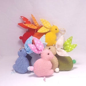 Pöttyösfülü húsvéti nyuszik. - otthon & életmód - dekoráció - fali és függő dekoráció - függődísz - Meska.hu