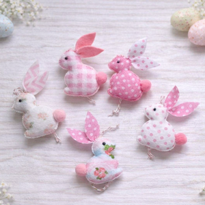 Rózsaszín filc mini húsvéti nyuszik., Ünnepi díszek, dekorációk, Húsvéti díszek és dekorációk, Húsvéti tojásfadíszek, Varrás, MESKA