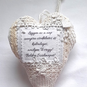Romantikus csipke szív Születésnapra. - otthon & életmód - dekoráció - fali és függő dekoráció - függődísz - Meska.hu