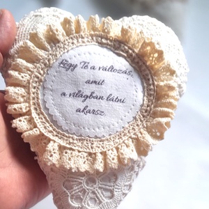 Motíváló romantikus csipke szív .2. - otthon & életmód - dekoráció - fali és függő dekoráció - falra akasztható dekor - Meska.hu
