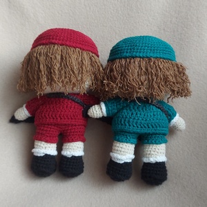Horgolt Angus Young figura - otthon & életmód - dekoráció - dekoratív figurák és szobrok - Meska.hu