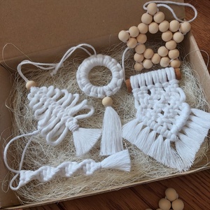 Makramé karácsonyi dísz 5 db-os dobozban, Karácsony, Karácsonyi lakásdekoráció, Karácsonyfadíszek, Csomózás, MESKA