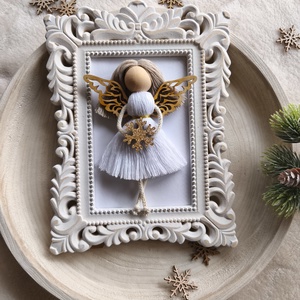 Makramé angyal díszek keretben - Meska.hu