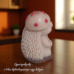 Süni figura gyertya  gombakalappal, kézzel készült, illatos vagy illatmentes - kellékek & szerszámok - dekorációs kellékek - dekorációs gyertya - Meska.hu