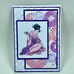 Japán hölgy képeslap, zene, zenész, gésa, samiszen, Otthon & Életmód, Papír, írószer, Ajándékozás kellékei, Képeslap, üdvözlőlap, Papírművészet, Vegyes technikákkal készítettem egyedi, kézműves, képeslapom. Mérete: 10,5cmx 14,8cm. Kinyitható, í..., MESKA