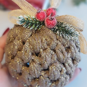 Karácsonyi gömb horgolt, Karácsony, Karácsonyi lakásdekoráció, Karácsonyfadíszek, Horgolás, Mindenmás, MESKA