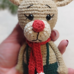 Horgolt rénszarvas -Peti - karácsony - karácsonyi lakásdekoráció - karácsonyi manók, figurák - Meska.hu