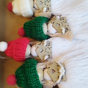 Manólány karácsonyfadíszek - karácsony - karácsonyi lakásdekoráció - karácsonyfadíszek - Meska.hu