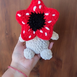 Demogorgon horgolásminta videó  - diy (csináld magad) - szabásminta, útmutató - horgolási minta - Meska.hu