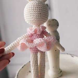 Balerina nyuszi - horgolt - játék & sport - plüssállat & játékfigura - nyuszi - Meska.hu