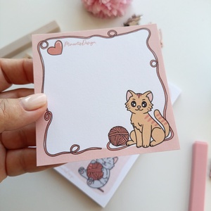 Cicás gombolyagos  jegyzettömb - 9x9 cm - otthon & életmód - papír, írószer - jegyzetfüzet & napló - Meska.hu