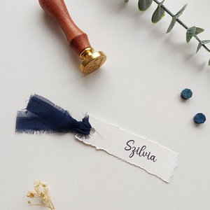 Esküvői ültető kártya - színes karton és szalag, Esküvő, Meghívó & Kártya, Ültetési rend, Papírművészet, MESKA