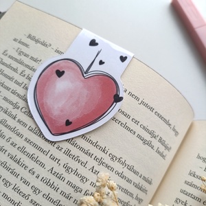 Mágneses könyvjelző - szivecske, Könyv & Zene, Könyvjelző, Papírművészet, MESKA