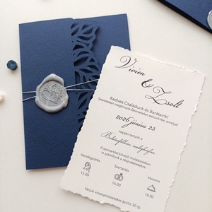 Esküvői meghívó tépett szélű színes levél mintás vágott kartonban - esküvő - meghívó & kártya - meghívó - Meska.hu