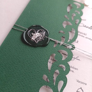 Esküvői meghívó tépett szélű színes díszesen vágott kartonban - esküvő - meghívó & kártya - meghívó - Meska.hu