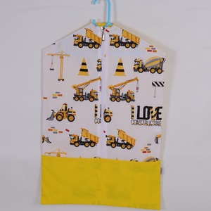 Oviszsák és hátizsák névhímzéssel - játék & sport - ovis felszerelés - ovis szett - Meska.hu