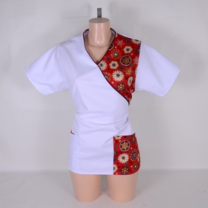 Karácsonyi mintás tunika egészségügyi/óvónői/szépségipari munkaruha - ruha & divat - női ruha - tunika - Meska.hu