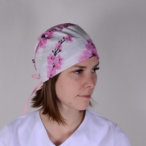Műtős sapka - sakura minta - ruha & divat - munkaruha - Meska.hu