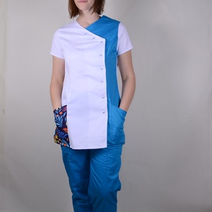 Elizabeth Tunika türkízkék-virágos átlapolt gombos - ruha & divat - munkaruha - Meska.hu