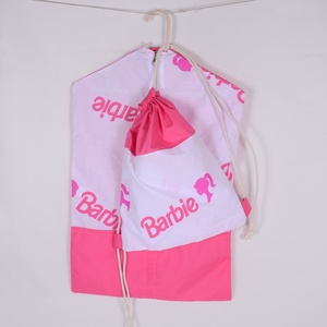 Barbie Oviszsák és tornazsák szett, Játék & Sport, Ovis felszerelés, Ovis szett, Varrás, MESKA