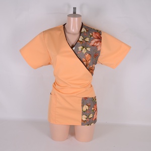 Őszi levelek mintás tunika egészségügyi/óvónői/szépségipari munkaruha - ruha & divat - munkaruha - Meska.hu Őszi levelek mintás tunika egészségügyi/óvónői/szépségipari munkaruha - ruha & divat - munkaruha - Meska.hu