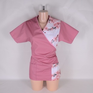 Mályva cseresznyevirág mintás tunika egészségügyi/óvónői/szépségipari munkaruha - Meska.hu