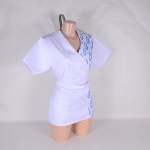 Orvosi mintás tunika egészségügyi/óvónői/szépségipari munkaruha - ruha & divat - munkaruha - Meska.hu