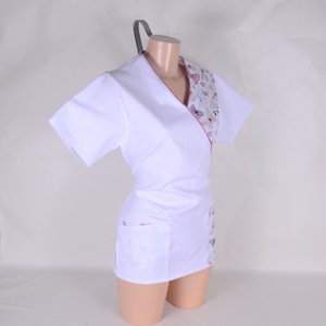 Lepke mintás tunika egészségügyi/óvónői/szépségipari munkaruha - ruha & divat - munkaruha - Meska.hu