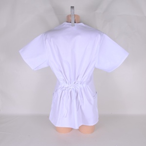 Fehér tunika egészségügyi/óvónői/szépségipari munkaruha - ruha & divat - munkaruha - Meska.hu