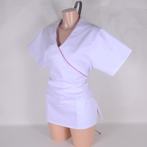 Fehér mályva paszpol tunika egészségügyi/óvónői/szépségipari munkaruha - ruha & divat - munkaruha - Meska.hu