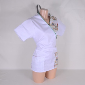 S mackó mintás tunika egészségügyi/óvónői/szépségipari munkaruha - ruha & divat - munkaruha - Meska.hu