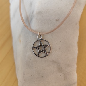 Csillag medálos nyaklánc  - Meska.hu