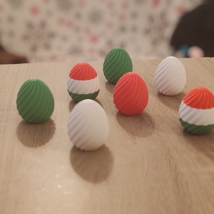 Húsvéti tojások Nemzeti színben - ünnepi díszek, dekorációk - húsvéti díszek és dekorációk - húsvéti tojásfadíszek - Meska.hu