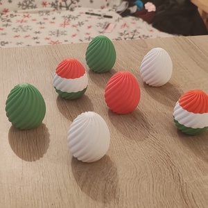 Húsvéti tojások Nemzeti színben - ünnepi díszek, dekorációk - húsvéti díszek és dekorációk - húsvéti tojásfadíszek - Meska.hu