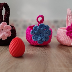 Horgolt húsvéti kosarak - ünnepi díszek, dekorációk - húsvéti díszek és dekorációk - húsvéti kosár - Meska.hu