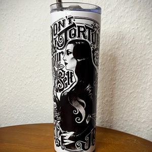 Morticia skinny tumbler 600 ml - otthon & életmód - konyhafelszerelés, tálalás - italos kellékek - kulacsok - Meska.hu