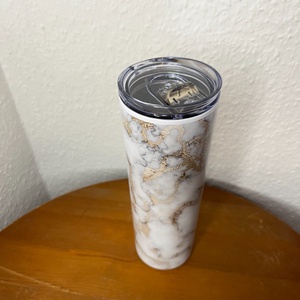Skinny tumbler - szürke márvány 600 ml - Meska.hu