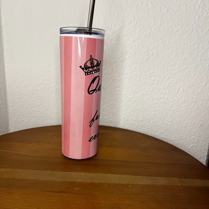 The Queen of fucking everything skinny tumbler 600 ml - művészet - más művészeti ág - Meska.hu