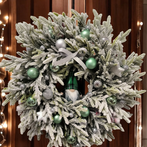 Havas karácsonyi ajtódísz  - karácsony - karácsonyi lakásdekoráció - karácsonyi ajtódíszek - Meska.hu