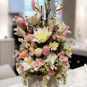 Tavaszi varázs asztali dekoráció , Otthon & Életmód, Virágdekoráció, Virágdíszek, Asztali virágdísz, Virágkötés, MESKA