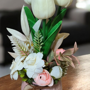 Tulipános tavaszi asztaldísz - Meska.hu