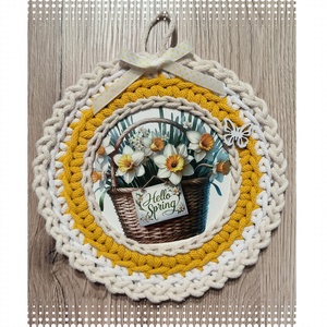 Horgolt nárciszos akasztós dísz  - Meska.hu