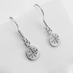 Ezüst  hópihe / hópehely fülbevaló - ékszer - fülbevaló - Meska.hu